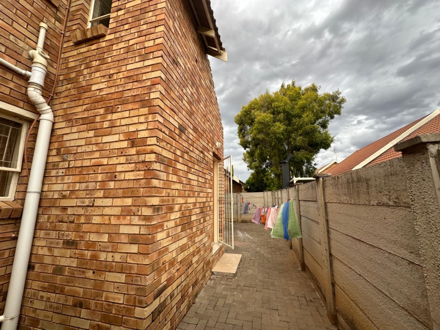 3 Bedroom Property for Sale in Fleurdal Free State